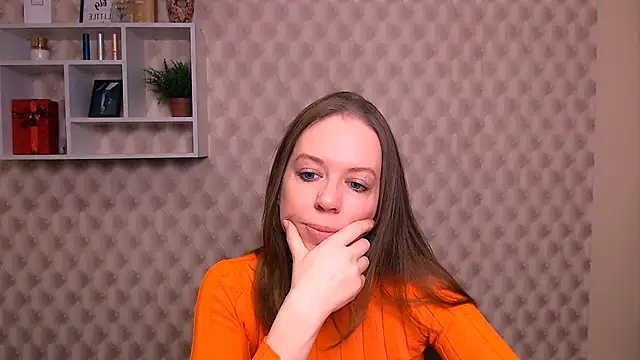 Snapshot of GloriaSi_ chatting on November 10, 2025, 6:01 am GloriaSi online show from November 10, 2025, 6:01 am