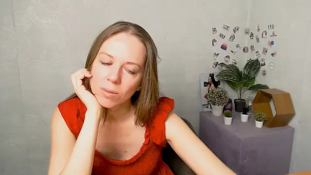 Snapshot of GloriaSi_ chatting on November 21, 2025, 5:33 pm GloriaSi online show from November 21, 2025, 5:33 pm