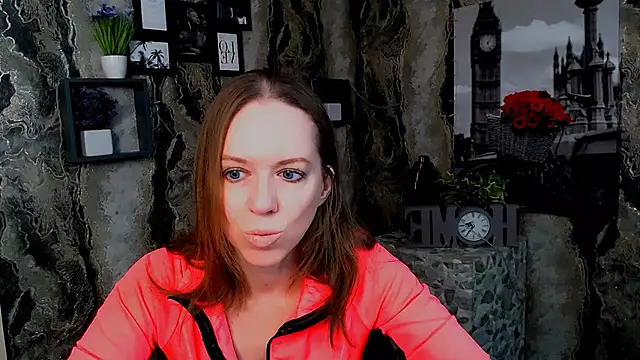 Snapshot of GloriaSi_ chatting on November 25, 2025, 9:09 am GloriaSi online show from November 25, 2025, 9:09 am