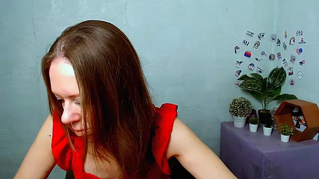 Snapshot of GloriaSi_ chatting on December 18, 2025, 5:35 am GloriaSi online show from December 18, 2025, 5:35 am