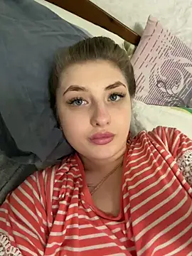 sexyy girl  online show from December 23, 2024, 5:11 pm