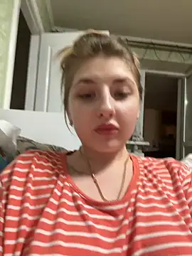 sexyy girl  online show from January 6, 2025, 4:34 pm