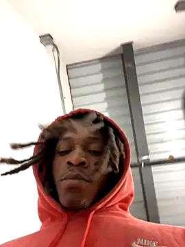 Snapshot of sneakylink13__ chatting on October 11, 2025, 1:53 pm sneakylink13   online show from October 11, 2025, 1:53 pm