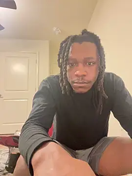 sneakylink13   online show from March 28, 2026, 7:08 am