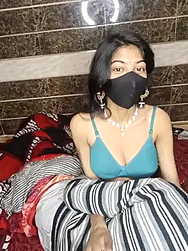 Shalu79 online show from December 31, 2024, 8:37 am