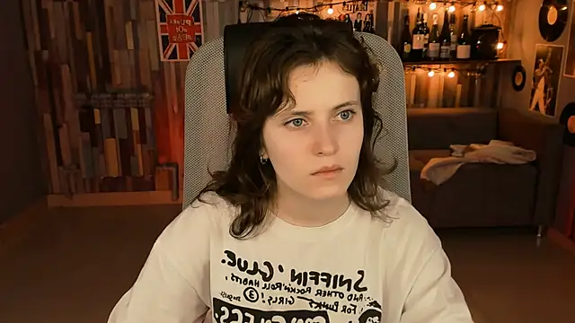 Snapshot of LolaAsmus chatting on January 8, 2026, 5:32 am LolaAsmus online show from January 8, 2026, 5:32 am