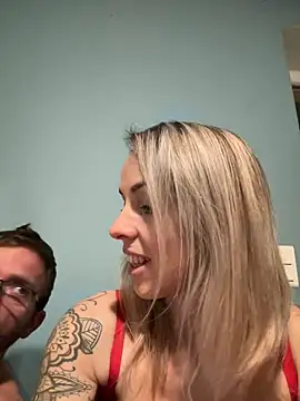 Snapshot of Annelibre chatting on February 3, 2025, 7:42 pm Annelibre online show from February 3, 2025, 7:42 pm