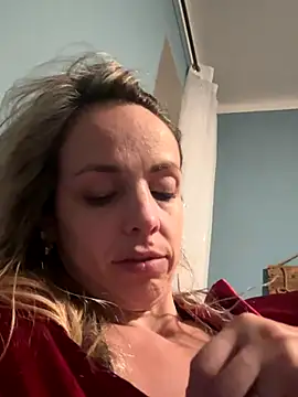 Snapshot of Annelibre chatting on October 21, 2025, 9:04 pm Annelibre online show from October 21, 2025, 9:04 pm