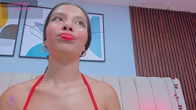 Snapshot of Meli_castillo chatting on February 25, 2025, 4:53 pm Meli castillo online show from February 25, 2025, 4:53 pm