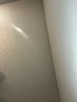 Gripperke00 online show from November 17, 2025, 8:14 pm