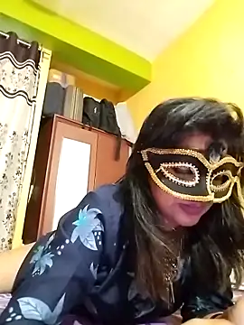 Babydoll 18 online show from April 13, 2026, 12:10 pm