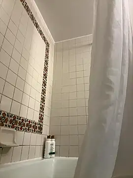 Insaneskillzz69 online show from October 9, 2025, 8:23 am