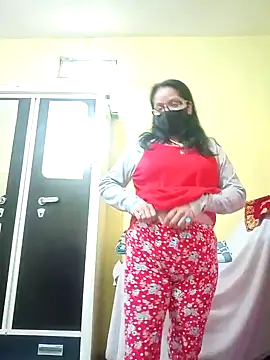 Snapshot of heenage chatting on January 30, 2025, 4:06 am heenage online show from January 30, 2025, 4:06 am