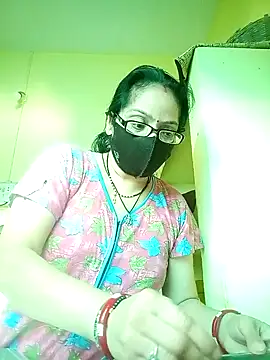 Snapshot of heenage chatting on February 11, 2025, 2:57 am heenage online show from February 11, 2025, 2:57 am