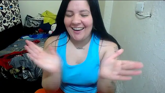 Snapshot of shopyymessyy chatting on June 8, 2026, 11:27 pm shopyymessyy online show from June 8, 2026, 11:27 pm