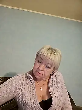 Snapshot of AnjelElinor chatting on December 14, 2025, 7:03 am AnjelElinor online show from December 14, 2025, 7:03 am