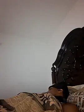 bigboytoy912 online show from April 4, 2026, 6:00 am