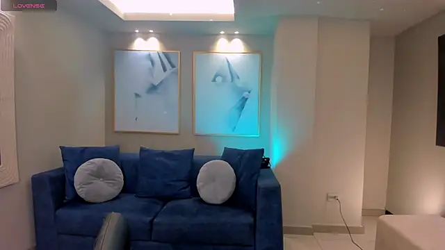 SavannahStorm online show from February 17, 2026, 8:04 pm