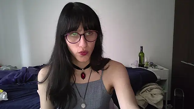 Snapshot of Alice_love29 chatting on February 13, 2025, 8:45 pm Alice love29 online show from February 13, 2025, 8:45 pm