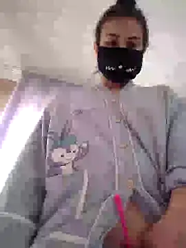 Snapshot of MikaKors chatting on January 19, 2025, 9:44 am MikaKors online show from January 19, 2025, 9:44 am