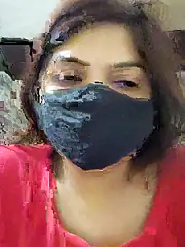 Snapshot of illay_love chatting on April 17, 2026, 2:36 am illay love online show from April 17, 2026, 2:36 am