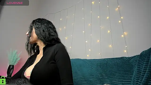 Snapshot of Margaret_Clark_ chatting on January 29, 2025, 9:33 am Margaret Clark online show from January 29, 2025, 9:33 am