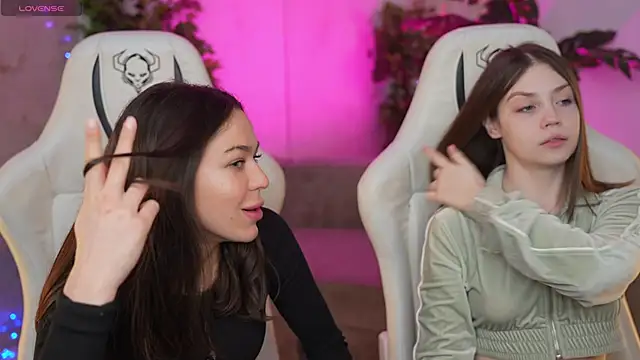 Beatrice 054 online show from January 15, 2025, 9:51 pm