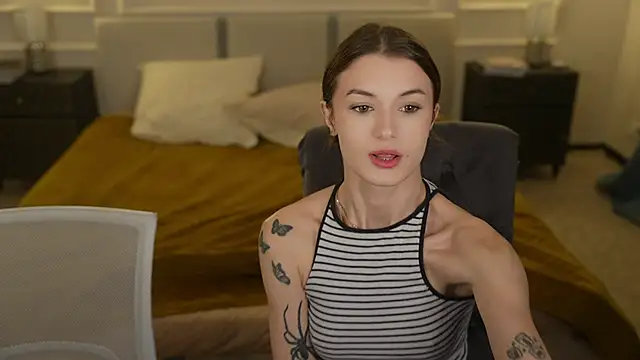 Beatrice 054 online show from February 13, 2025, 7:13 am