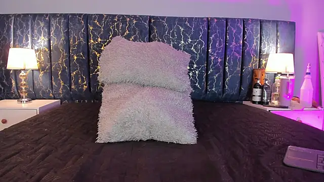 Snapshot of Sophia_Lemos chatting on December 2, 2025, 7:42 pm Sophia Lemos online show from December 2, 2025, 7:42 pm