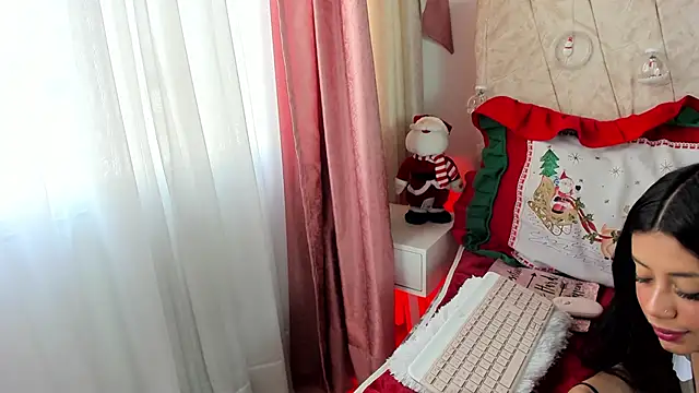 ElaaPerez online show from December 20, 2024, 3:00 pm