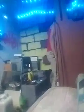  Dmente  online show from March 18, 2025, 6:57 am