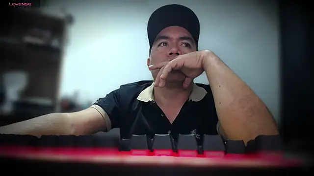 Snapshot of Jhonatan_Morales_S chatting on November 29, 2025, 3:09 am Jhonatan Morales S online show from November 29, 2025, 3:09 am