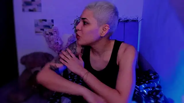 Snapshot of Charlee_pink chatting on February 20, 2026, 2:17 pm Charlee pink online show from February 20, 2026, 2:17 pm