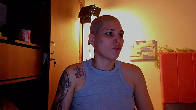 Snapshot of Charlee_pink chatting on March 14, 2026, 6:57 pm Charlee pink online show from March 14, 2026, 6:57 pm