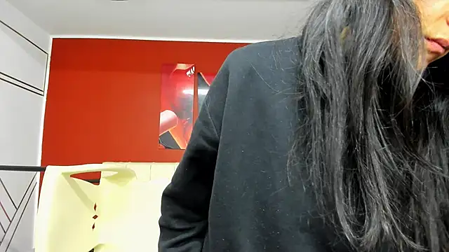 Snapshot of Abrillee1 chatting on December 24, 2024, 1:49 am Abrillee1 online show from December 24, 2024, 1:49 am