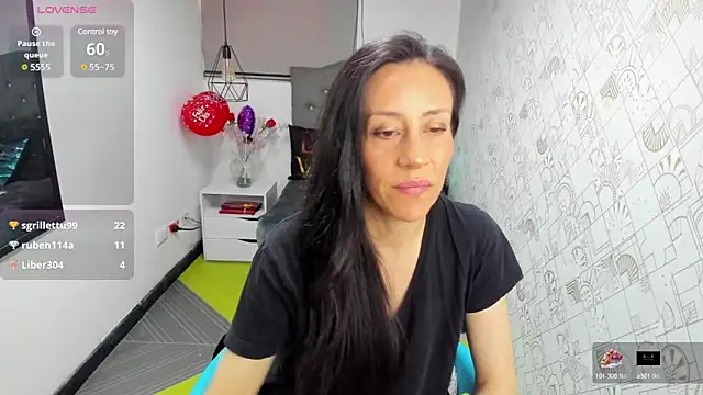 Snapshot of Abrillee1 chatting on March 8, 2025, 10:34 pm Abrillee1 online show from March 8, 2025, 10:34 pm