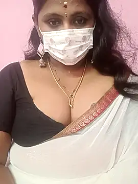 Snapshot of rithikka chatting on November 26, 2025, 7:42 am rithikka online show from November 26, 2025, 7:42 am