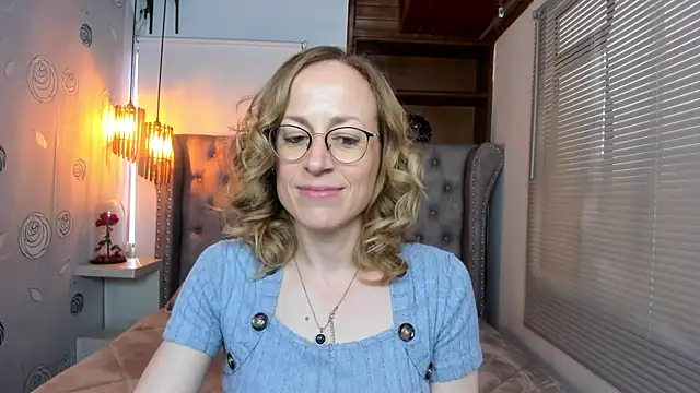 Snapshot of SammySanders chatting on February 1, 2025, 12:16 pm SammySanders online show from February 1, 2025, 12:16 pm