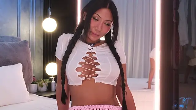 Ami Katana online show from March 19, 2026, 8:02 pm