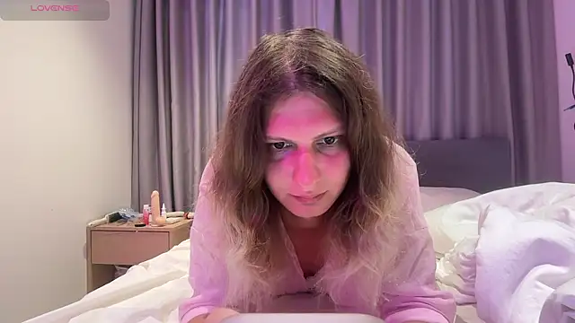 Alice Pinkhead online show from December 22, 2025, 6:32 am