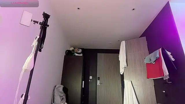 Alice Pinkhead online show from February 6, 2026, 7:56 am