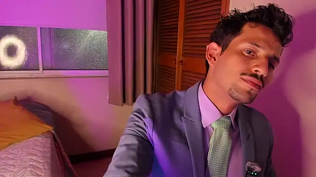 Snapshot of Nicholasrodrii chatting on February 10, 2026, 12:04 am Nicholasrodrii online show from February 10, 2026, 12:04 am