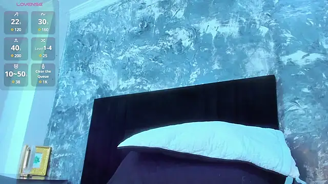 Snapshot of brianaGuzman chatting on February 5, 2025, 7:10 pm brianaGuzman online show from February 5, 2025, 7:10 pm