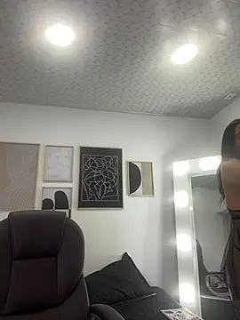 Snapshot of amy_fox2 chatting on February 5, 2026, 2:00 pm amy fox2 online show from February 5, 2026, 2:00 pm