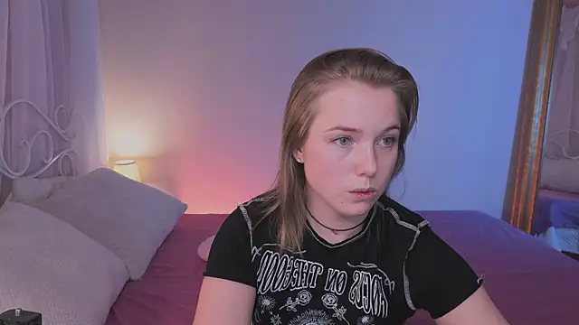 Snapshot of mary_ton chatting on November 16, 2025, 5:02 am mary ton online show from November 16, 2025, 5:02 am