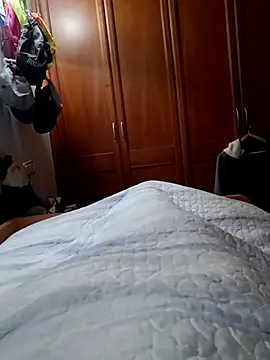 AAngel20 online show from December 1, 2025, 11:54 pm