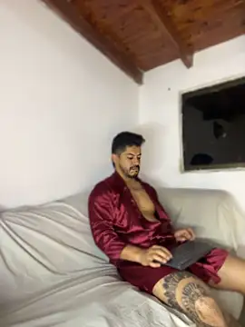 AndresSmith   online show from April 20, 2026, 8:17 am