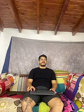 Snapshot of AndresSmith__ chatting on June 7, 2026, 5:38 pm AndresSmith online show from June 7, 2026, 5:38 pm