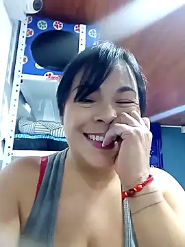 Snapshot of MIA_BIANCCO chatting on October 7, 2025, 5:26 am MIA BIANCCO online show from October 7, 2025, 5:26 am
