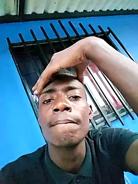 Snapshot of BeetledFlouter12 chatting on October 10, 2025, 10:53 pm BeetledFlouter12 online show from October 10, 2025, 10:53 pm